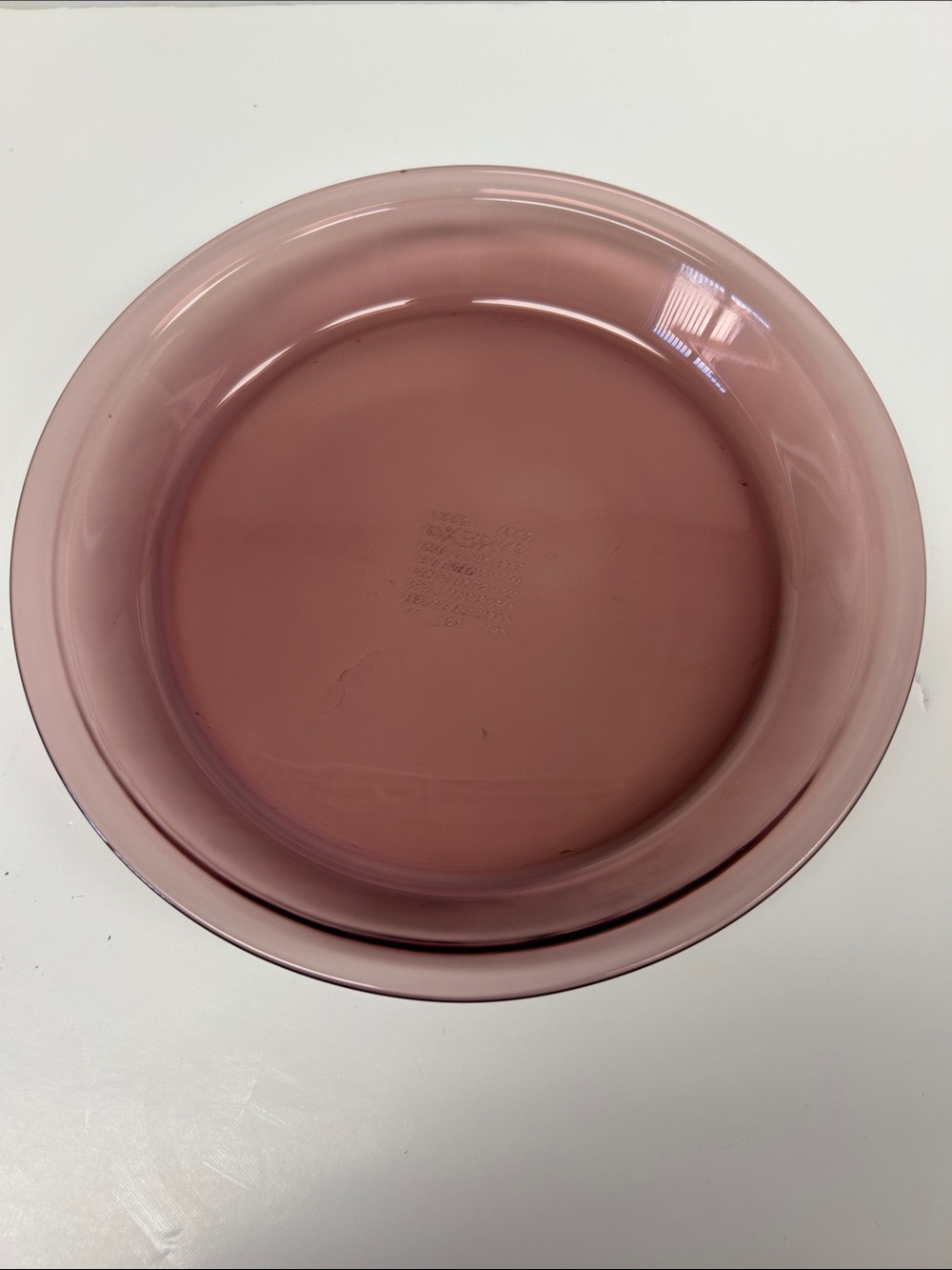 Vintage pink/cranberry PYREX #209   23 cm pie dish Made in USA